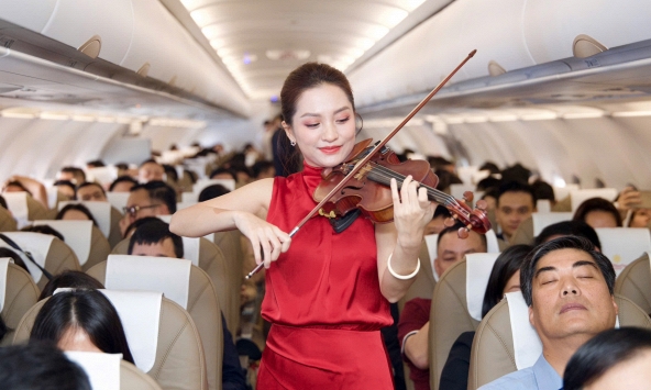 Những hình ảnh chuyến bay đầu tiên của hãng hàng không Sun PhuQuoc Airways