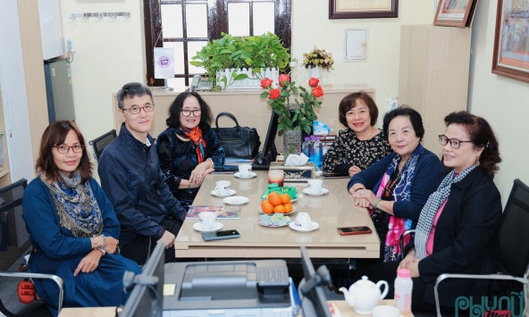 Giám đốc KITECH Việt Nam thăm và làm việc với Hội Nữ trí thức Việt Nam