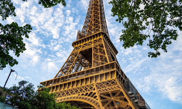 Tháp Eiffel chuẩn bị khắc tên 72 nữ khoa học, bổ sung lịch sử còn thiếu của biểu tượng Paris