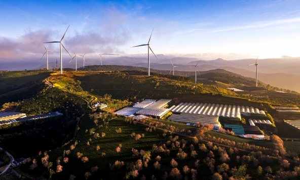 Đồng bộ giải pháp tiết kiệm năng lượng và phát triển giao thông điện