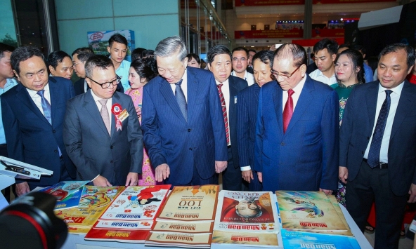 Tăng cường sự lãnh đạo của Đảng đối với hoạt động xuất bản trong tình hình mới