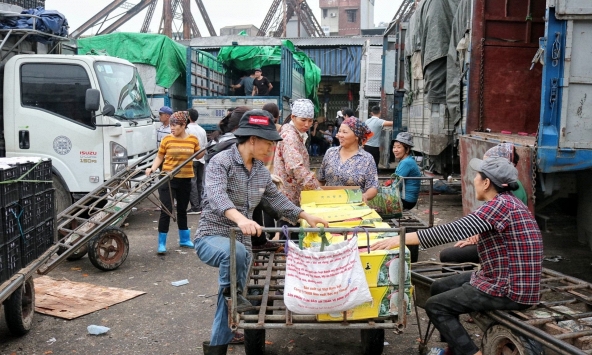 140 năm Ngày Quốc tế Lao động: Khi quyền của phụ nữ cần được “kích hoạt” trong thực tế