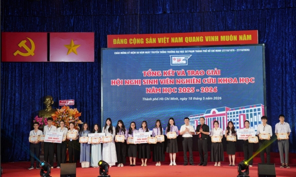 4 đề tài về ung thư, tâm lý và giáo dục đoạt giải cao tại hội nghị nghiên cứu khoa học sinh viên