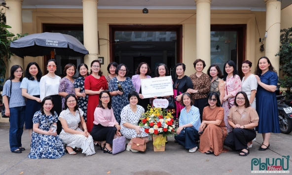 Hội Nữ trí thức Việt Nam ra mắt Viện Nghiên cứu và Ứng dụng Hóa sinh, Nông nghiệp và Môi trường