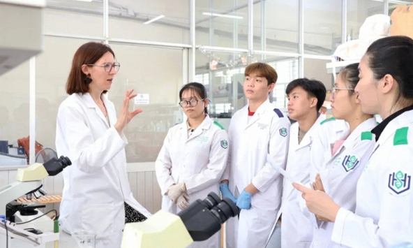 10 nhà khoa học từ các đại học hàng đầu thế giới trúng tuyển Chương trình VNU350