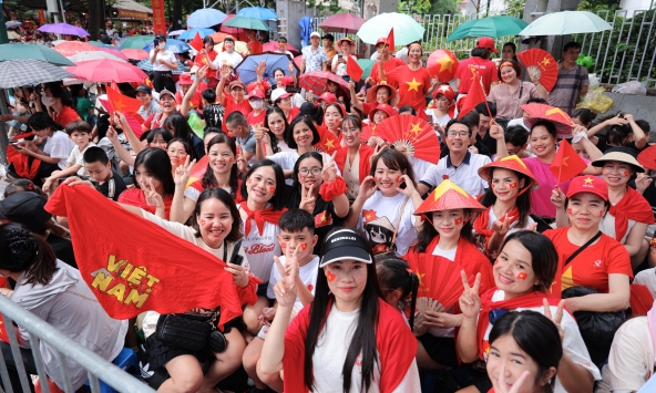 Quốc khánh 2/9: Hà Nội tặng 45.000 suất quà, miễn phí vé xe buýt và tham quan di tích
