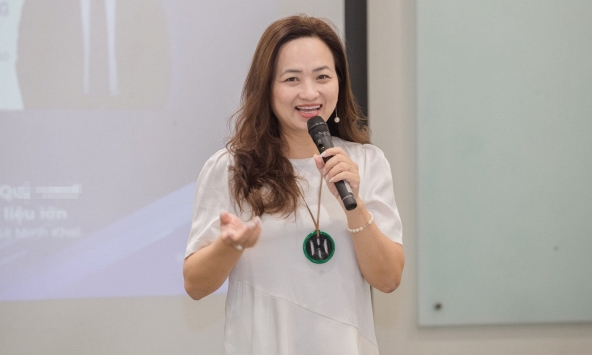 Từ vị trí Phó Giáo sư ở Pháp, Phan Thị Hà Dương trở về Việt Nam làm khoa học