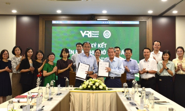 Viện Sinh học và Vinaseed hợp tác phát triển công nghệ, giống cây trồng