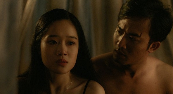 Tay ngang đóng nữ chính, gái xinh nói gì về cảnh nhạy cảm trong phim nổi tiếng 