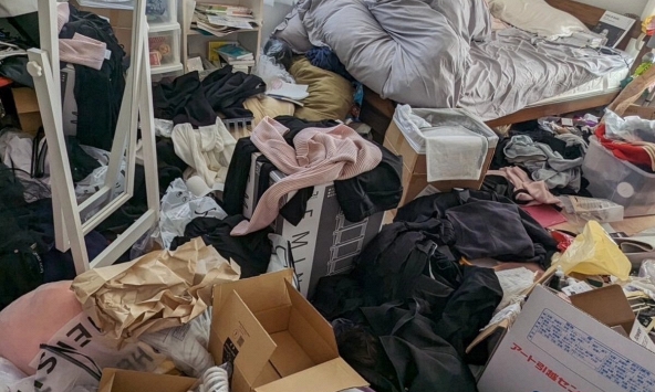 Rủ bạn trai qua phòng, hot girl khiến đối phương 'chạy mất dép' vì quá đỗi... bừa bộn