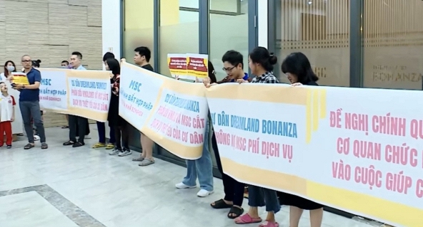 Cư dân chung cư DreamLand Bonaza bức xúc vì bị dọa cắt dịch vụ dân sinh: Chính quyền vào cuộc