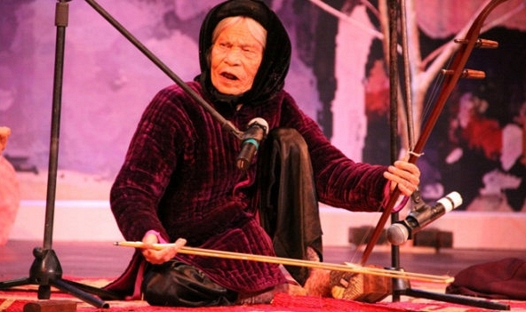 Dừng chân nghe xẩm Hà Thành…