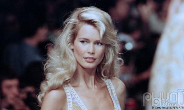 Claudia Schiffer: 'Đừng nhầm lẫn giữa biểu tượng với sự nổi tiếng'