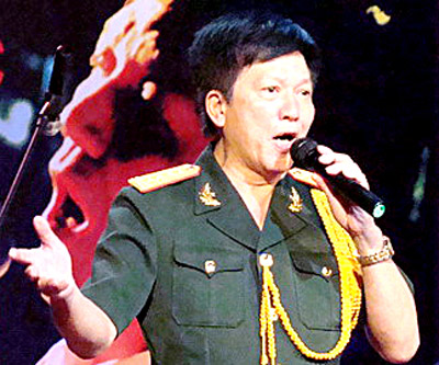 NSƯT Dương Minh Đức: Từ người kỹ sư có kỷ luật thép tới giọng nam cao đẳng cấp của mái trường Quân đội