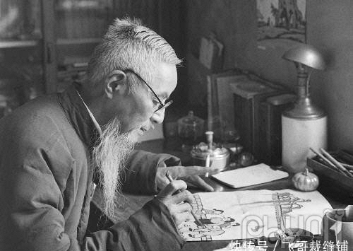 'Sống vốn đơn thuần' và những triết lý trong tản văn của Phong Khải Tử