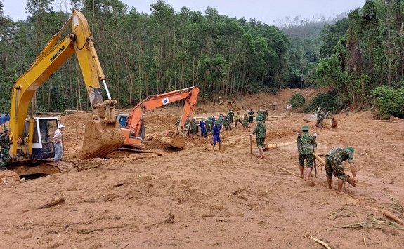 Đã tìm thấy bốn thi thể đầu tiên trong đoàn công tác gặp nạn
