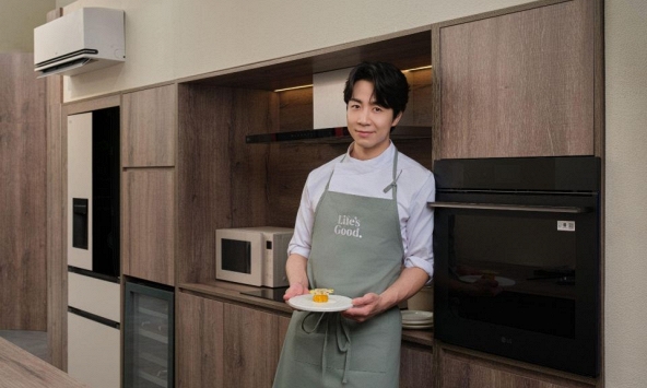 Bếp trưởng hai nhà hàng đạt sao Michelin định chuẩn gian bếp gia đình tại  Another Saigon by LG