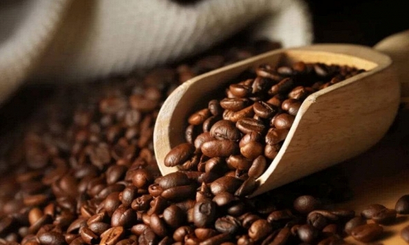 Giá nông sản ngày 14/8/2026: Cà phê tiếp tục giảm, hồ tiêu và heo hơi dần bình ổn