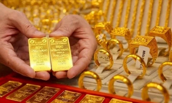 Giá vàng ngày 25/8/2026: Vàng trong nước áp sát mốc 153 triệu đồng/lượng