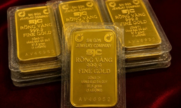 Giá vàng ngày 8/10/2026: Vàng trong nước đồng loạt hạ nhiệt