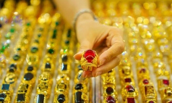Giá vàng ngày 23/10/2026: Vàng nhẫn biến động trái chiều
