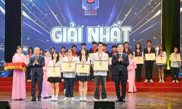 Trao giải cho 105 công trình xuất sắc của Cuộc thi sáng tạo thanh niên, thiếu niên nhi đồng toàn quốc lần thứ 21- năm 2025