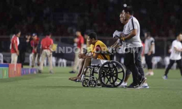 Ngôi sao lớn của Indonesia giải nghệ sớm, lý do là vì pha vào bóng tranh cãi của Đoàn Văn Hậu?