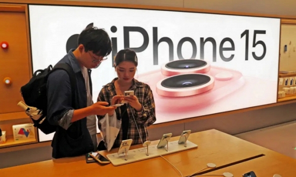 Doanh số iPhone 15 kém tệ hại, người Trung Quốc phán một câu chí mạng khiến Apple không biết 'giấu mặt vào đâu'