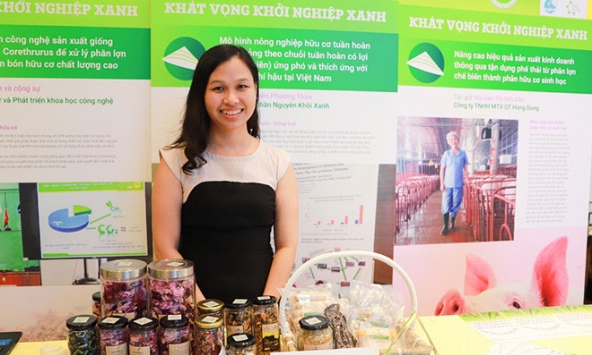 Vợ chồng thạc sĩ, kỹ sư đã bỏ phố lên rừng xây dựng mô hình nông nghiệp hữu cơ tuần hoàn