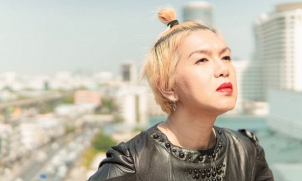 Tôi không ở đây để giải trí - Tanwarin Sukkhapisit, nghị sĩ chuyển giới đầu tiên của Thái Lan