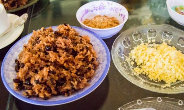 Ăn hạt ...thay cơm