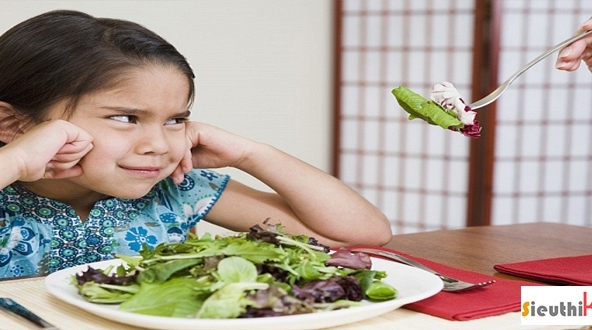 Người Việt ăn rất ít rau