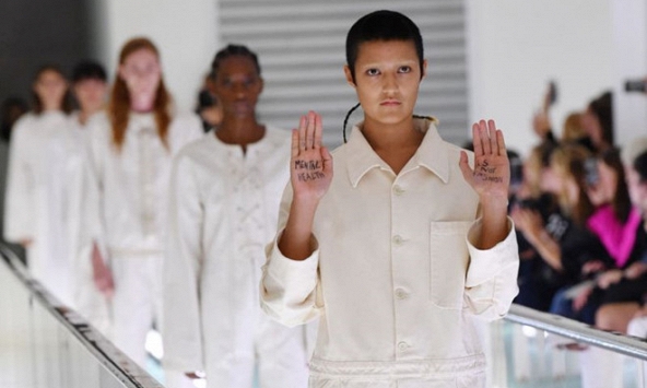 Gucci và trang phục bệnh nhân tâm thần: Sáng tạo hay chiêu trò?