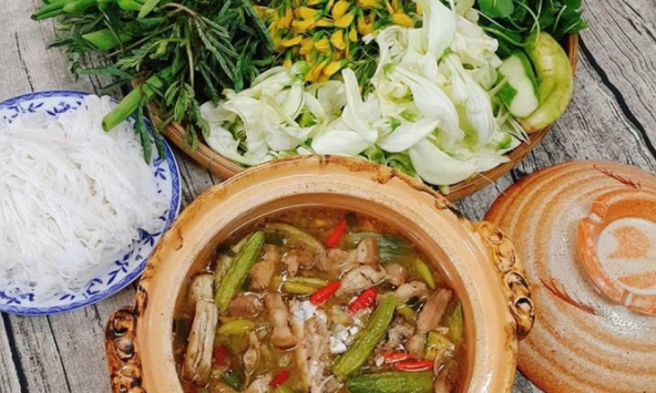 'Muốn ăn bông súng mắm kho, thì về Đồng Tháp ăn no đã thèm'