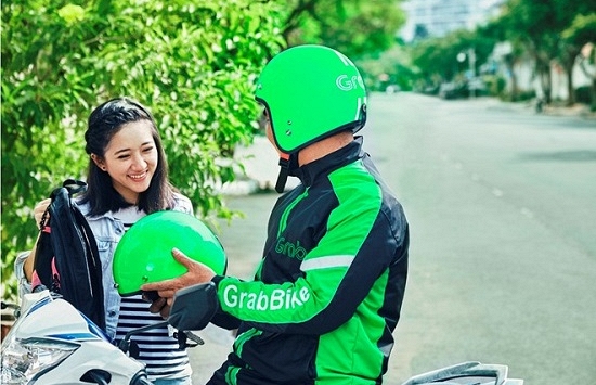  Để tài xế chờ quá 5 phút, khách Grab bị tính phí 10.000 đồng