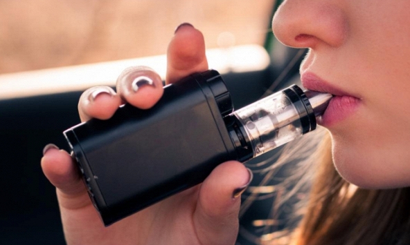 Mỹ:  Hơn 1000 ca mắc bệnh phổi, 18 người tử vong vì thuốc lá điện tử