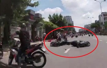 Cảnh sát hình sự đuổi bắt cướp ở TPHCM