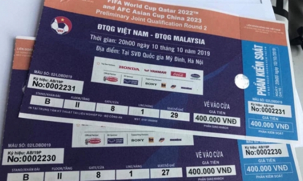 Cầu thủ cũng phải mua vé chợ đen trận Việt Nam - Malaysia