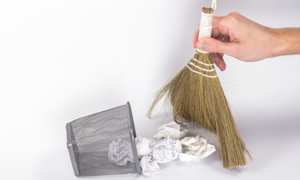 'Giải cứu' hay rác truyền thông?