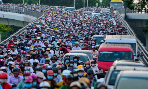 Ô nhiễm không khí tăng đột biến tại TP.HCM do kẹt xe, xây dựng, sản xuất