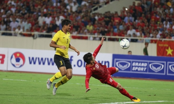 Việt Nam có 3 điểm sau chiến thắng 1-0 trước Malaysia