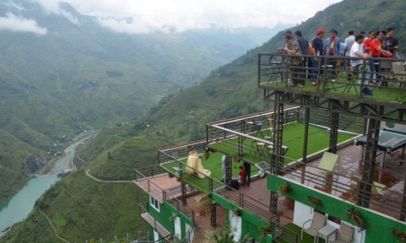 Đình chỉ hoạt động kinh doanh công trình sai phạm Panorama ở Mã Pí Lèng sau khi được 'phủ xanh'