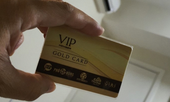 Khách hoang mang vì sở hữu thẻ trả trước chuỗi nhà hàng Món Huế