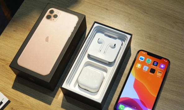 iPhone 11 Pro xách tay giảm 4 triệu đồng