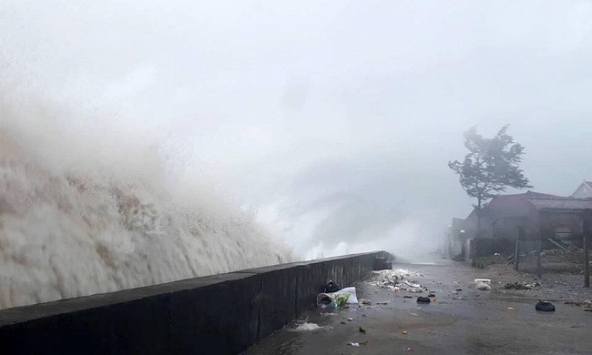 Miền Bắc trời trở rét, áp thấp nhiệt đới ở Biển Đông