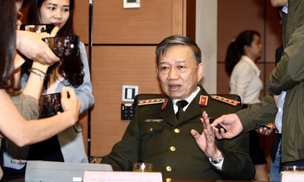 Bộ trưởng Bộ Công an Tô Lâm: 'Mọi thông tin ở thời điểm này đều mới chỉ là dự báo'