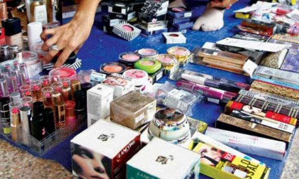 Mỹ phẩm Nhật, Hàn “made in China”