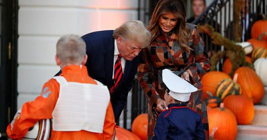 Nhà Trắng mở cửa đón trẻ em dự lễ Halloween 2019