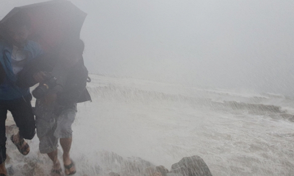 Bão số 5 suy yếu thành áp thấp nhiệt đới, mưa to ở miền Trung và Tây Nguyên