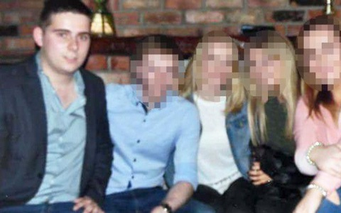 Vụ 39 thi thể ở Anh: Tài xế xe tải và gia đình nhận tin nhắn đe doạ